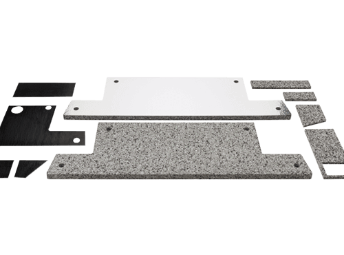 aixFOAM akoestische set voor de geluidsabsorptie van een voertuig Motors Op maat gemaakte akoestische set voor de geluidsabsorptie van de motor van een auto.